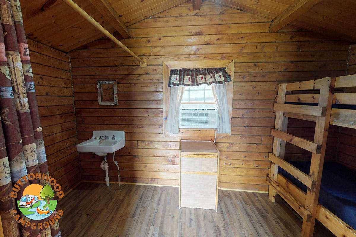 Buttonwood-Pennsylvania-Camping-Log-Cabin-2